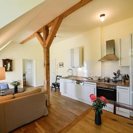 Appartamento Ferienwohnung-6-direkt-am-wasser-im-gut-grubnow-ruegen