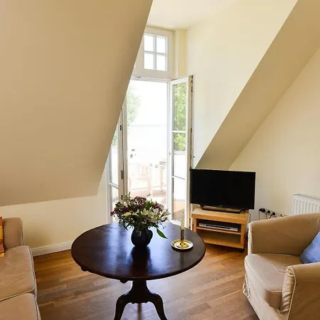 Appartamento Ferienwohnung-6-direkt-am-wasser-im-gut-grubnow-ruegen *